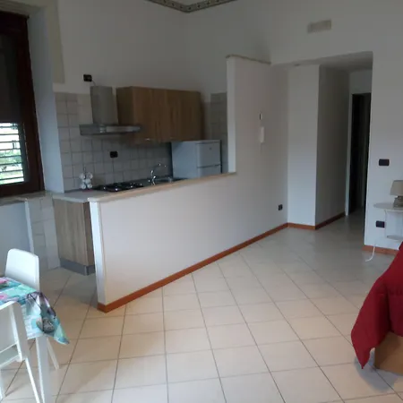 לינה וארוחת בוקר Antinea