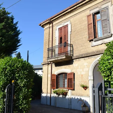 Antinea לינה וארוחת בוקר 3*