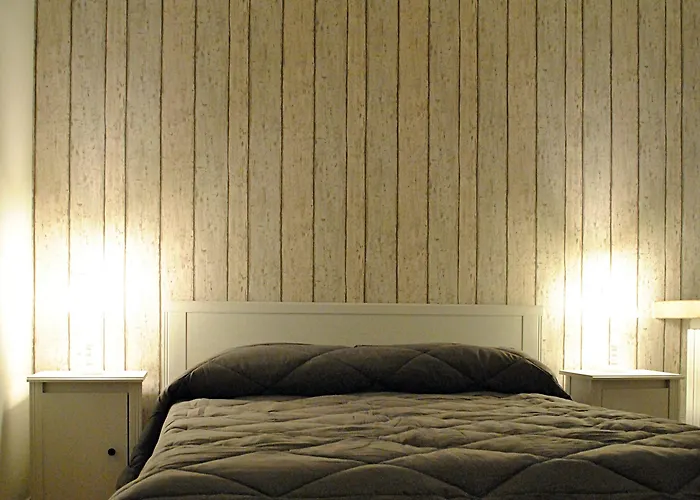 לינה וארוחת בוקר Antinea